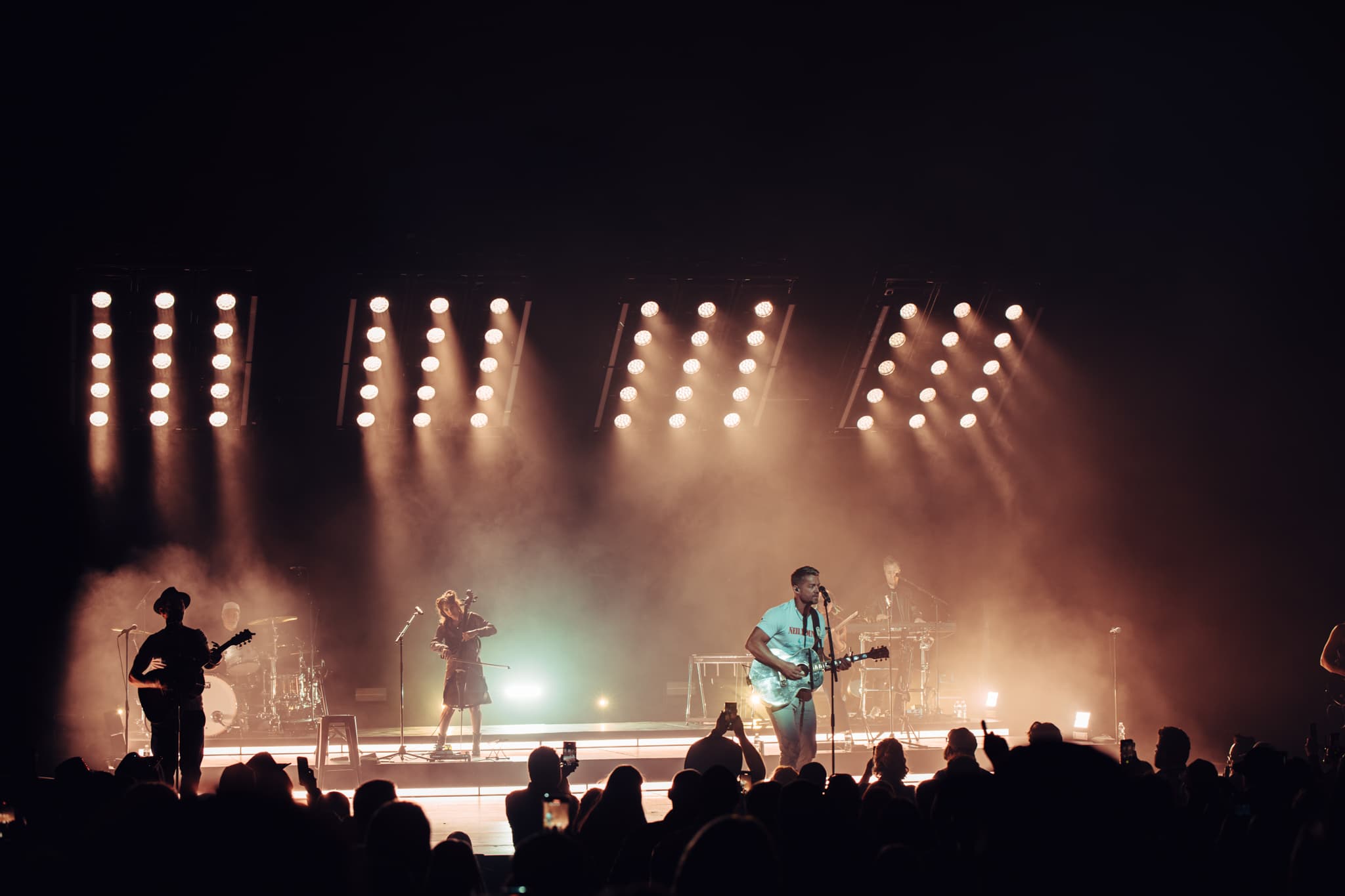 Brett Young – Back To The Basics Tour