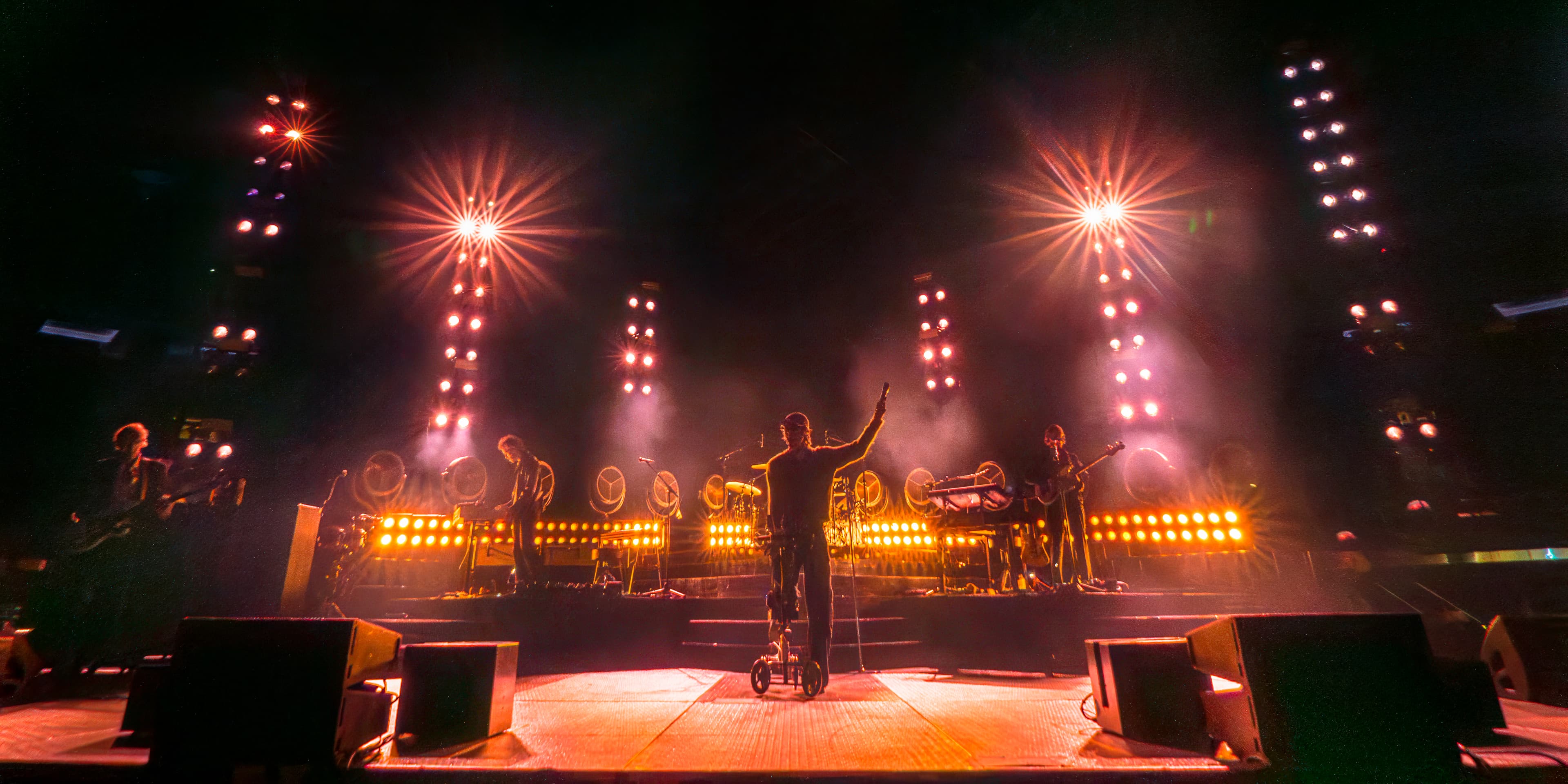 Cage The Elephant – Neon Pill Tour