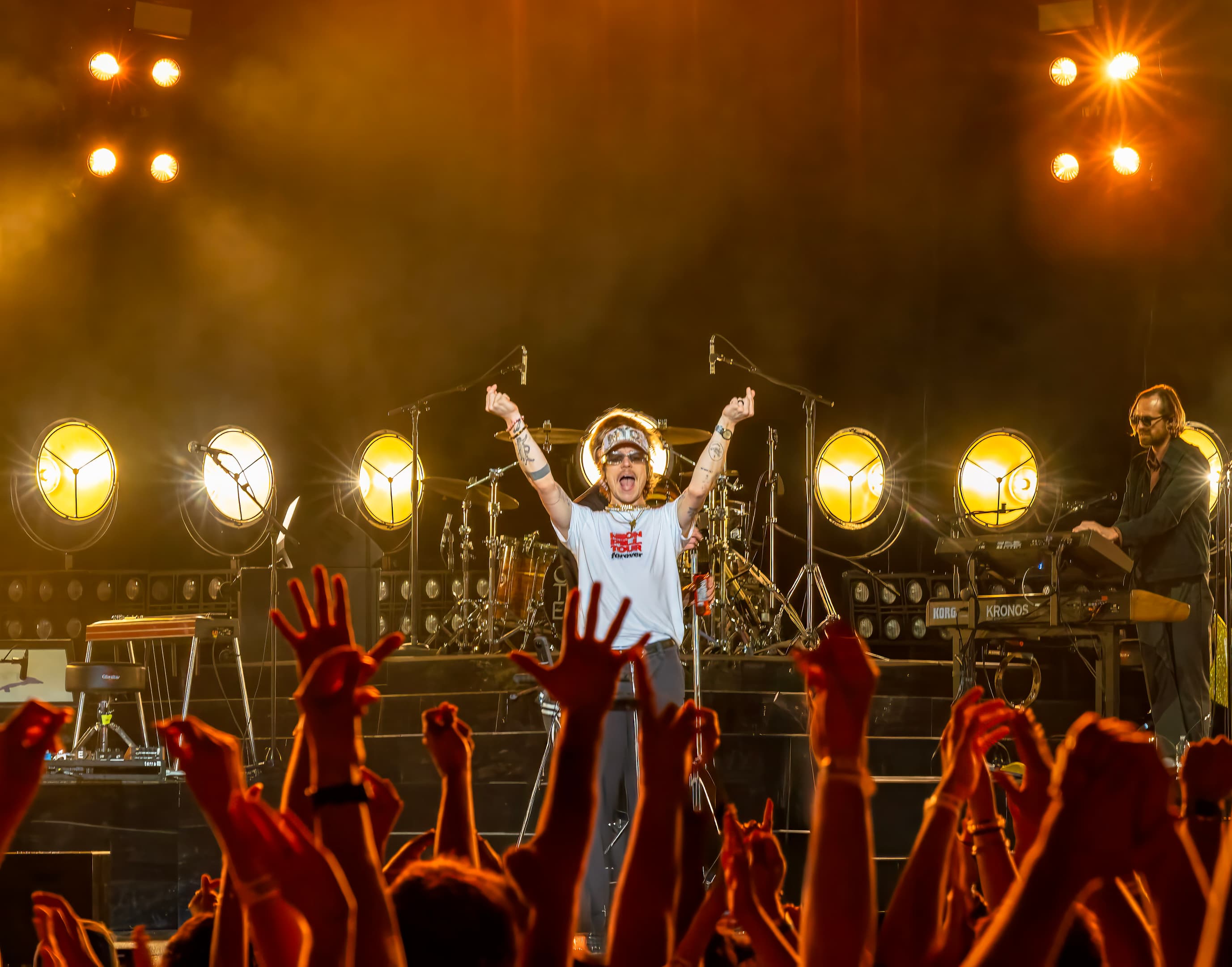 Cage The Elephant – Neon Pill Tour
